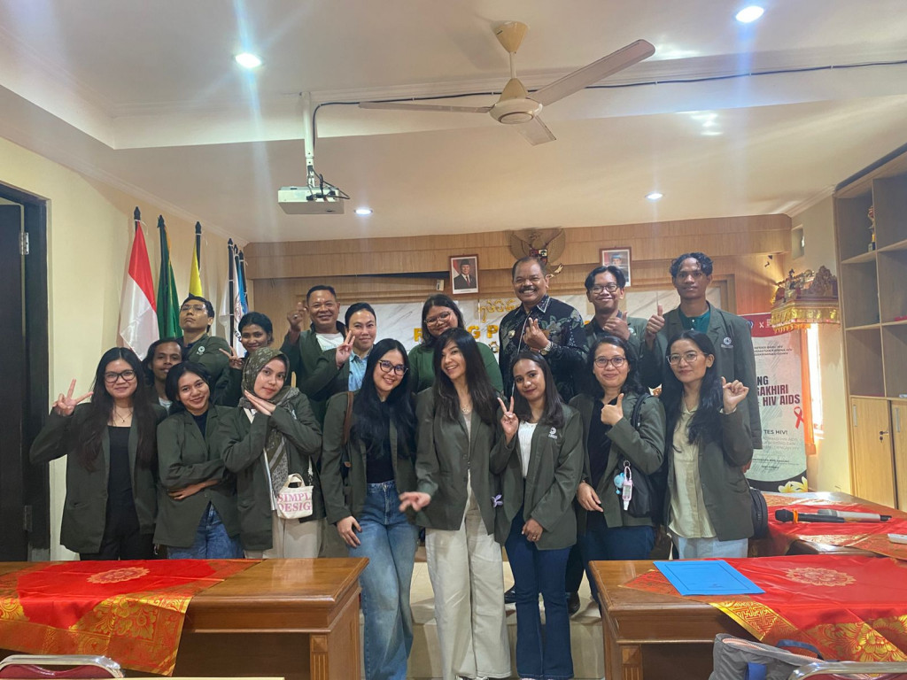 Penerimaan Mahasiswa KKN dari Universitas Bali Dwipa di Desa Sembung